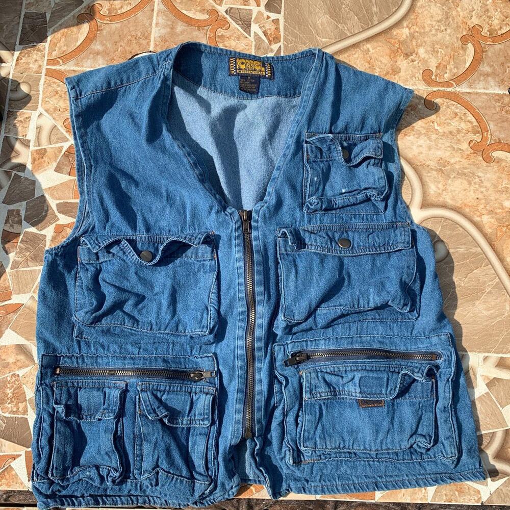 Deadstock hard to find 80s utility vest